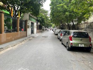 siêu phẩm phân lô ngõ 629 kim mã 26 tỷ 75m2 mt 6m 5 tầng 2 mặt thoáng ngõ 2 ô tô tránh 50m