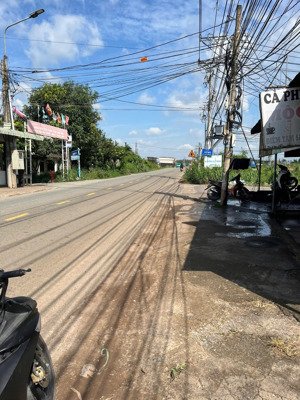 hot! chính chủ bán lô đất mặt tiền đường long đức lộc an, long thành