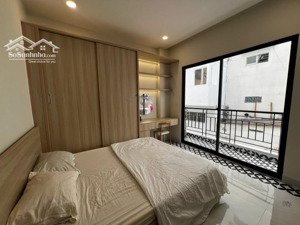 tòa chdv ngay đh hutech, hẻm xem hơi vào ra. dòng tiền ổn định 450 triệu/năm. phòng full nội thất