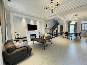 cho thuê biệt thự 112m2 view hồ điều hòa 12ha vinhomes the harrmony, view vườn hoa