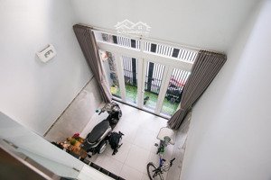 nhà siêu đẹp-hxh thẳng 1 trục-50m ra mt điện biên phủ p1 quận 3. dt:4x15m. cn:60m2, giá:13,8 tỷ