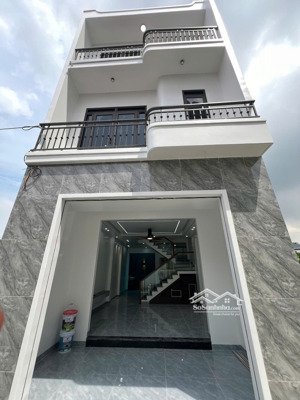 1.890tỷ độc lập 3 tầng đặng cương - an dương - gần tiểu học, ubnd đặng cương - thuận tiện ra kcn lg