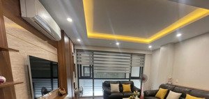 *cho thuê nguyên nhà tại lê hồng phong vị trí thuận lợi *