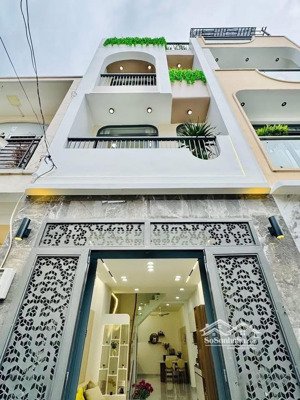 chủ mở rộng kinh doanh cần xoay tiền bán gấp nhà đoàn văn bơ, p9, q4. giá 2ty950trieu dt 70m². shr