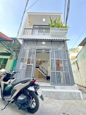 thơm - nhà đẹp trần xuân soạn q7