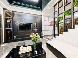 bán nhà 5 tầng phố thanh nhàn - khu sầm uất - vị trí đẹp - kinh doanh - full nội thất