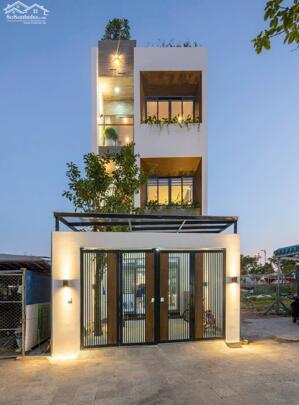  BÁN NHÀ 1 TRỆT 2 LẦU - TRUNG TÂM PHƯỜNG 4, TP TÂN AN, LONG AN