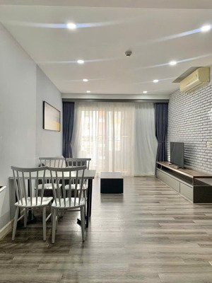 vip nhất quận 6 ! cho thue cc tại lucky palace, 80m2, 2pn, 2wc,giá 15tr tiện ich lh:0779072306