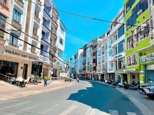 khách sạn mặt tiền nam kỳ khởi nghĩa 21 phòng có thang máy 32 tỷ