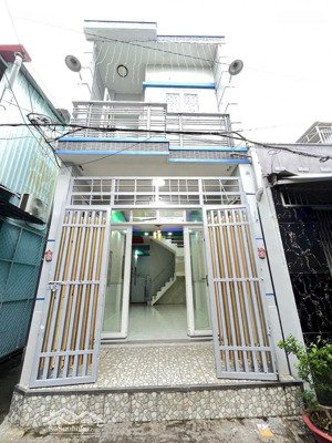 - nhà bán phạm thế hiển p5 #q8 - dt : 3,8m x 13m