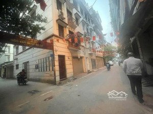 bán tòa nhà vp nam đồng 4 tầng - ngõ 7m 85m mt 6m giá 24.2 tỷ, 3 mặt ngõ, dòng tiền khủng