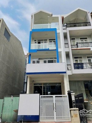siêu phẩm nhà mới đường thành thái, phường 12, quận 10 trống suốt