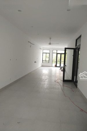 chính chủ cần cho thuê nhà 4 tầng mặt tiền đường trần hưng đạo - đoạn monarchy. đà nẵng
