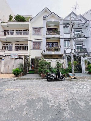 định cư bán gấp biệt thự phạm huy thông, dt 7x15m giá 16.5 tỷ tl khách thiện chí