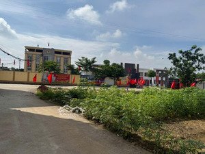 bán lô đất 2 mặt tiền đối diện ủy ban xã xuân mai