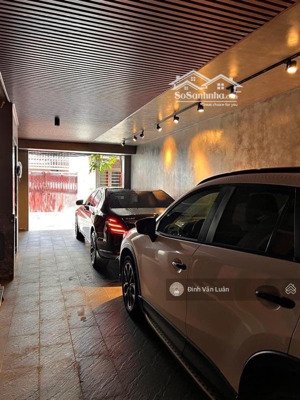 pl hoàng cầu, đường 2 ô tô, vỉa hè, 70m2 x 5t thang máy