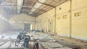 https://khoxuongmiennam.net/ Cho thuê Kho Xưởng 2.000m2 Bình Tân. Xưởng xây kiên cố, thông thoáng.