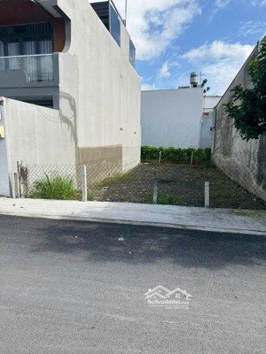 132.6m2 thổ cư xây dựng tự do, ngang 7m, đường nhựa trước nhà 8m. mt hẻm chính oto tận nơi 36tr/m2