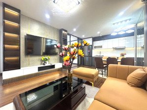 tôi muốn bán căn hộ 3pn-dt 102m2 cc hapulico complex, full nội thất, ban công đn, giá bán 8ty