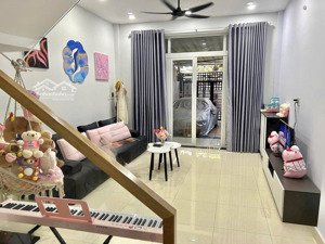 cần bán nhà mặt tiền đẹp, đường ô tô rộng rãi, ngay phường tam phú, tp. thủ đức