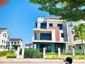 bán biệt thự đơn lập sân vườn 280m gần sông, công viên, cách ga metro trung mầu chỉ 400m