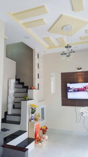 cho thuê nhà hẻm 4m(xh) tân hóa, p.14, q.6 giá 13tr