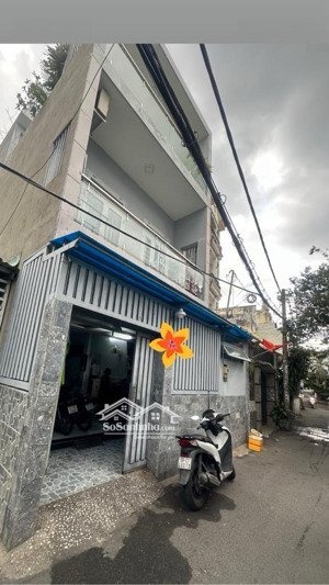 chỉ 5,x tỷ - 61m2. ngang khủng 6,4m - ngay cv làng hoa - hxh thông - 3 tầng 5pn - vào ở liền