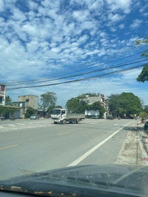 nhà 3 tầng chính chủ mặt đường ql47 đông tân 100m2 kèm 50m2 lưu không giá tốt