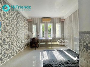 chỉ 4tr5 có cửa sổ siêu thoáng ở bùi đình tuý