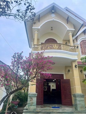 bán biệt thự gần siêu thị bigc mặt tiền đường nhựa. dt 554 m ngang 17 m tại phường đông hòa, dĩ an