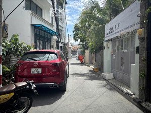 bán nhà hxh số nhà huỳnh văn bánh phường 11. phú nhuận.