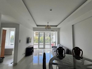 căn hộ sân vườn 3pn 2wc, dt 105m2 đầy đủ nội thất gần rmit, tdtu, quận 7 - lh gặp phụng