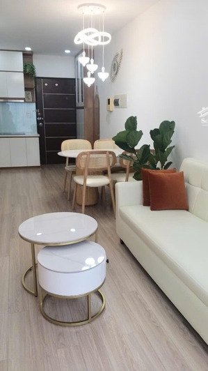 cho thuê gấp cc sky garden 3, 70,12m2, 23 triệu, 3pn, 2wc, đầy đủ nội thất tại quận 7