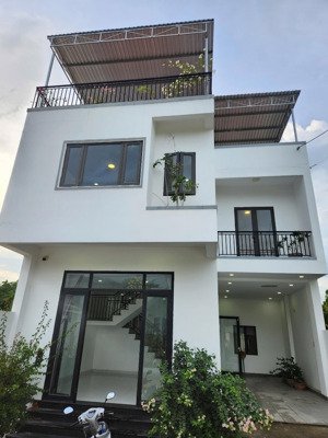 biệt thự mini bám mặt tiền hương lộ 46 phường tây nha trang. phía sau nhà view sông cái mát mẻ, tho