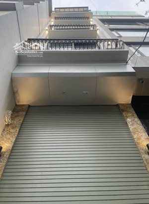 nhà 7 tầng thang máy, ô tô đỗ cửa, trung tâm đống đa