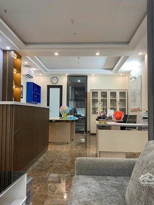 gấp bán nhà mặt phố giá cắt lỗ chỉ 27 tỷ 74m2 8 tầng, mặt tiền 4.5m giáp bát, hoàng mai cực chất