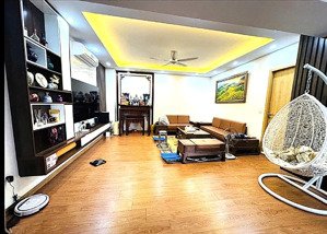 bán căn hộ c.c lưu hữu phước 122m x 3pn, gần vin hàm nghi, tặng nội thất , ở ngay ,chỉ 6,95 tỷ