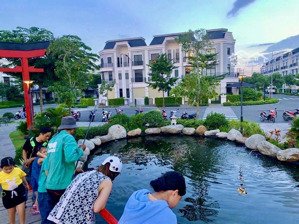 chủ ngộp cần bán lỗ nhà phố châu âu trong solar city ven sông vàm cỏ chỉ với 2 tỷ