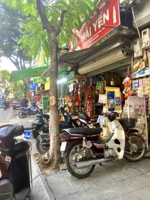 bán nhà mặt phố trương định 540m2-80 tỷ- vỉa hè- kinh doanh sầm uất