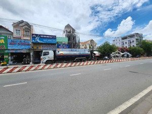 bán nhà mặt tiền đường huỳnh tấn phát - cách ngã ba nguyễn bình 300m