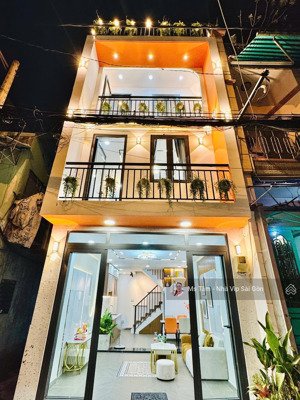 bán nhà đẹp vào ở ngay chỉ 5 tỷ 350 tỷ đinh tiên hoàng giáp q1 , cầu bông là tới q1.lh 