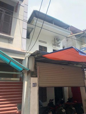 cho thuê nhà mặt phố hoa bằng, mặt tiện rộng 5 m, diện tích 80 m2 nhà 2 tầng gồm 4 phòng