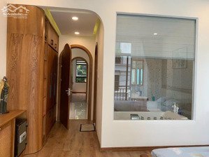 diện tích "vàng": vuông vức đường lê quang định phường 7 bình thạnh,64,6m2 ,2tỷ 760tr ,sổ hồng