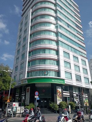 bán building mặt tiền lê quang định. dt 714m2 (17x42m), 7 tầng tn 360tr. giá 105 tỷ tl - tin thật
