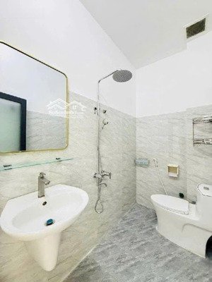 nhà 4 tầng hẻm 6m đường hà huy giáp, phường thạnh lộc, q12, dt 65.5m2(4.3x16)