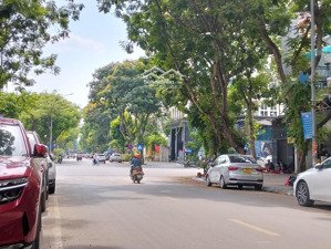 bán nhà mặt tiền đường nguyễn du quận hai bà trưng