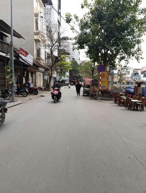 mp tô ngọc vân tây hồ mặt tiền khủng 15m - giá chỉ hơn 200tr/m2 xây khách sạn tuyệt vời 