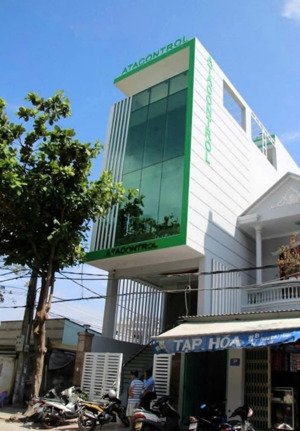 nhà mặt tiền đg phan chu trinh p2 vũng tàu làm văn phòng cty hoặc khách sạn. 4 tầng 1 sân thượng
