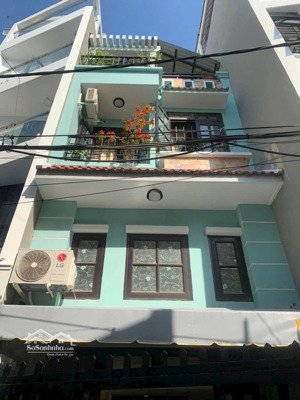 chính chủ. nhà 1 trệt 1 lững 2 lầu sân thượng. nguyễn thái sơn p5 gv . d t 5.3 x 12