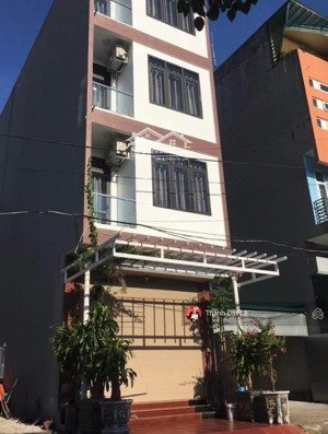 do chuyển định cư. chính chủ bán nhà 4 tầng 67,5m2 tại yết kiêu, phường hồng gai, hạ long.